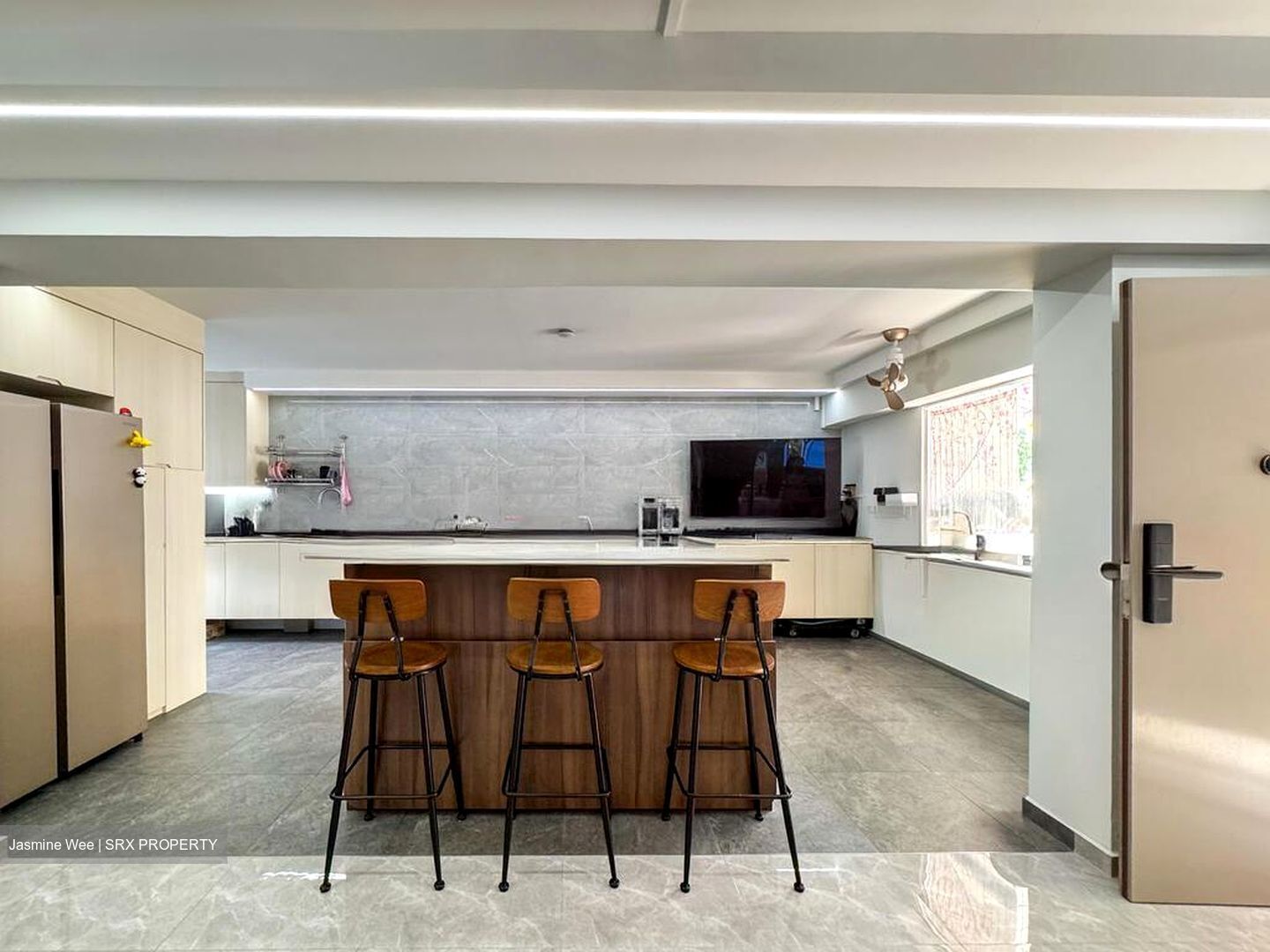 Blk 661 Jalan Damai (Bedok), HDB Executive #503802701